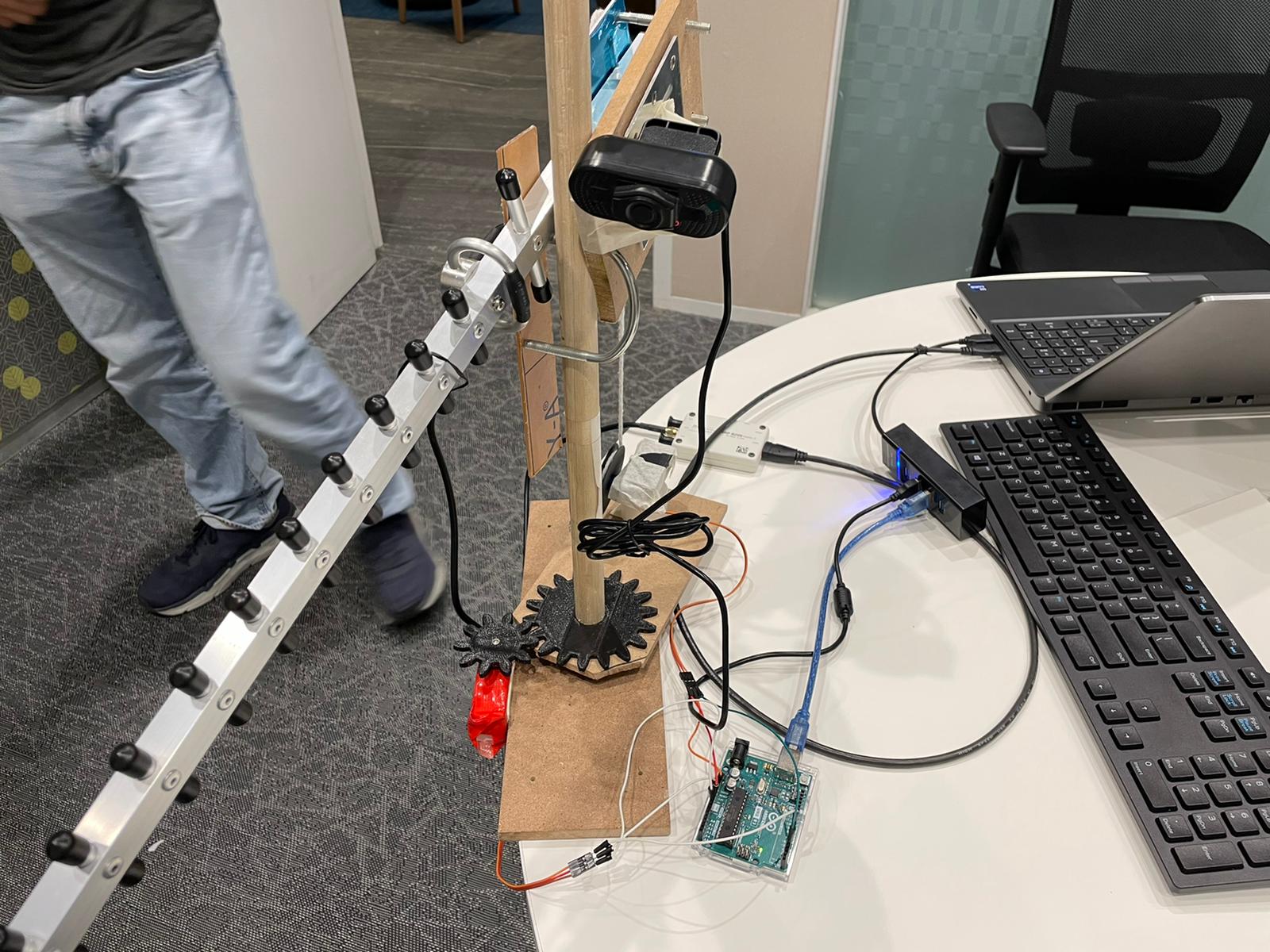 Directional antenna, webcam, and Arduino in the WiFi camera prototype